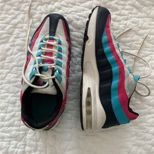 Nike Airmax 7Y  EUC womens 7.5-8